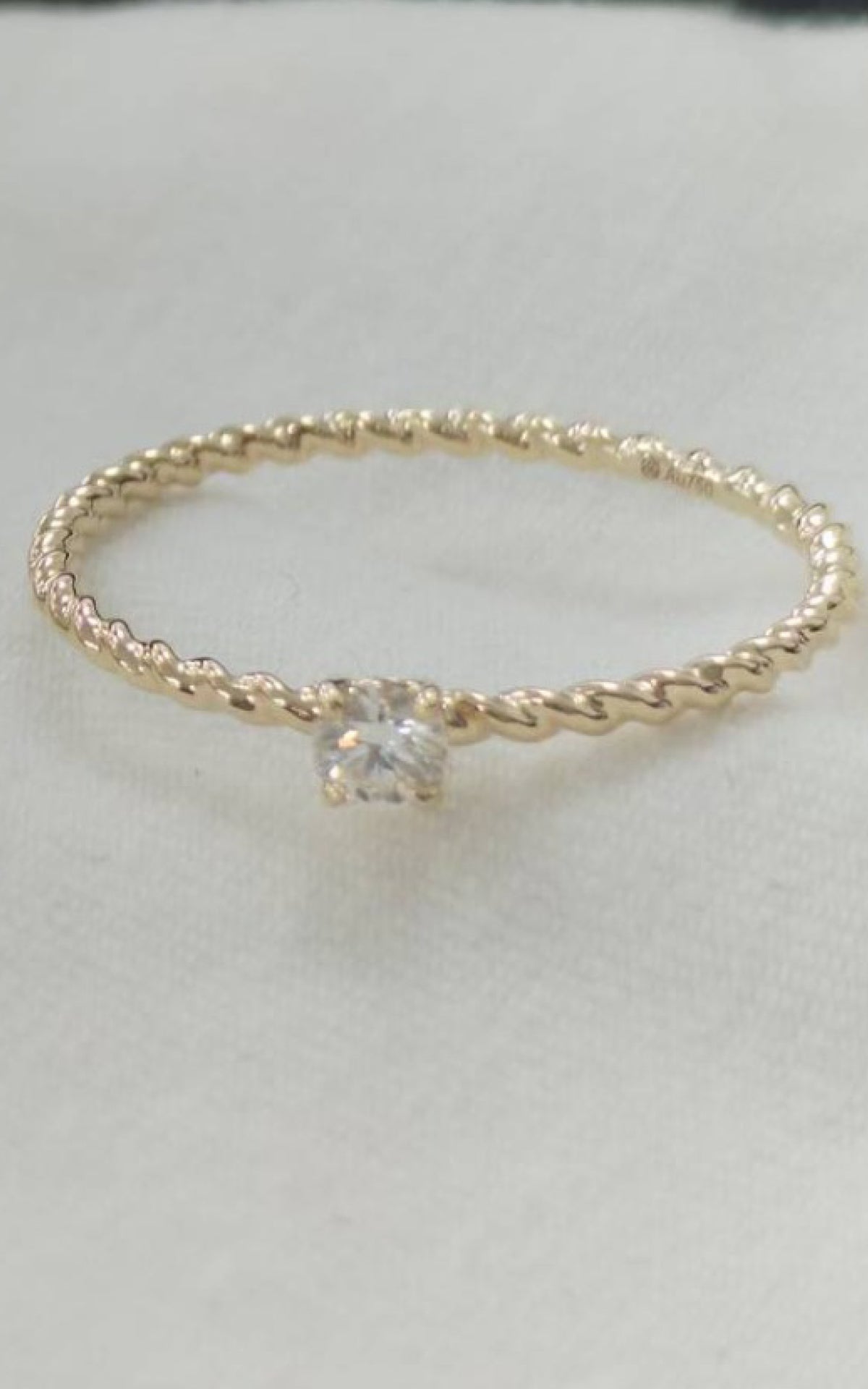 PINKY TWIST RING